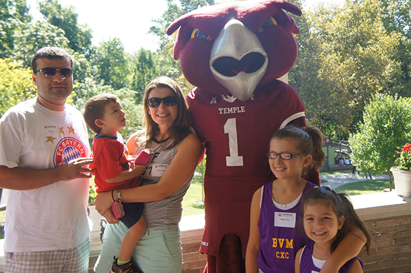 Temple family with Hooter