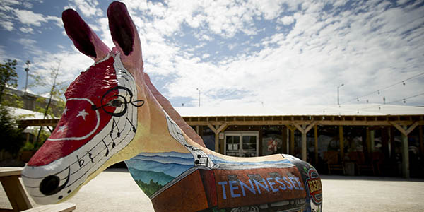  A colorfully painted DNC donkey representing Tennessee.